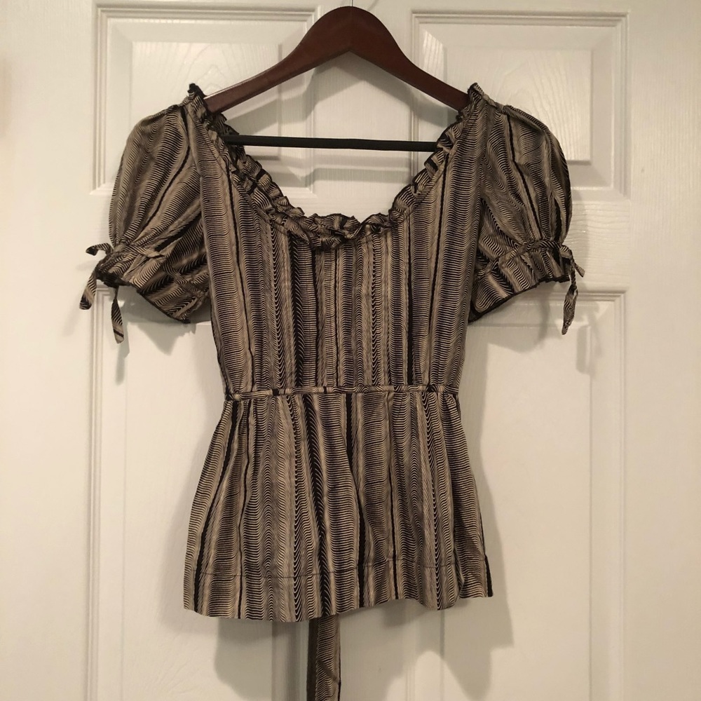Ruched Sleeve Top
